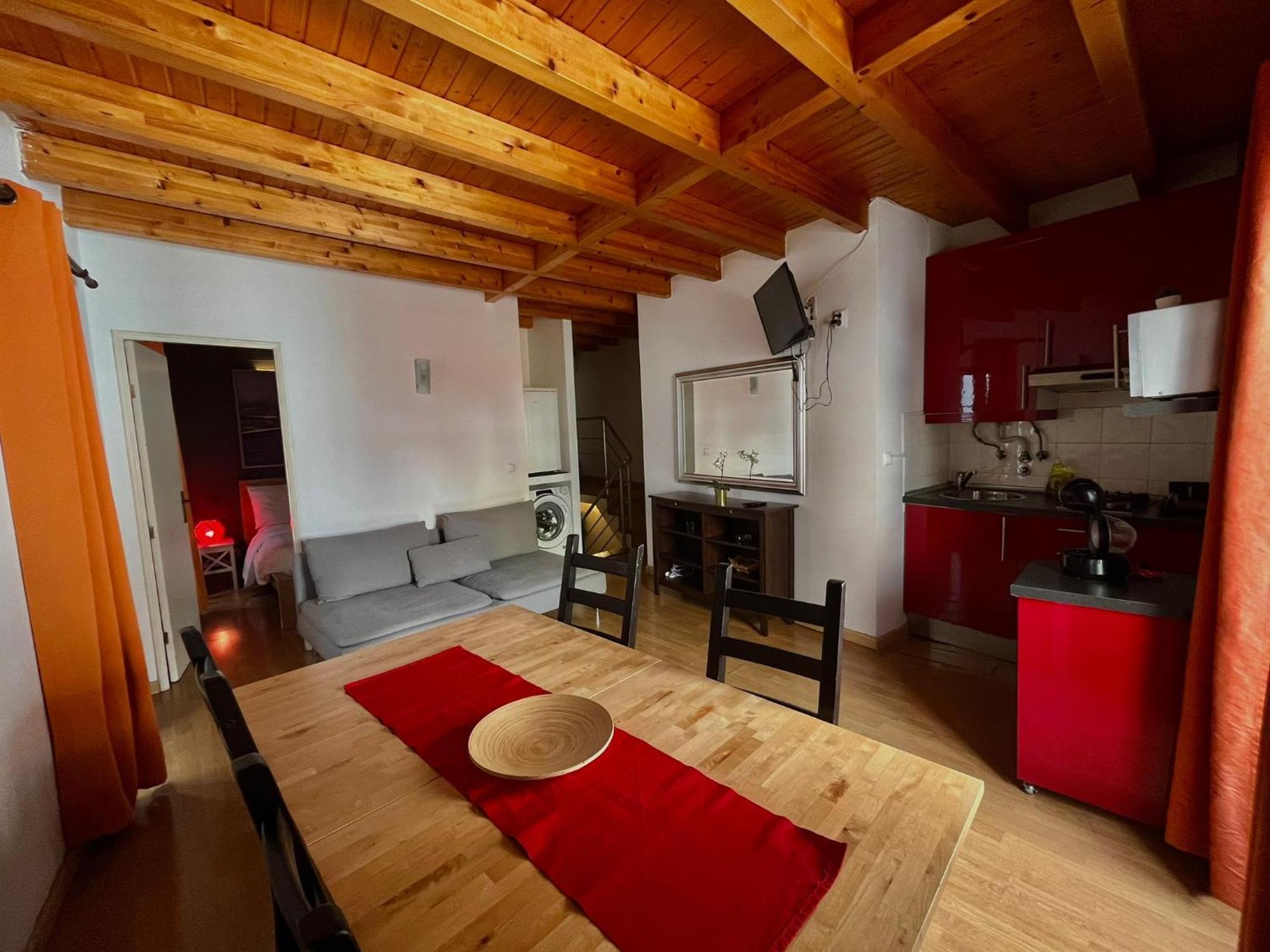2 Bedroom, 2 Bathroom Apartment - Travessa Da Madalena Lissabon Exterior foto
